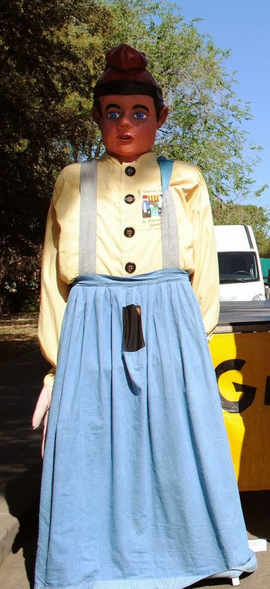 Gegant Cau de la colla Gegants i Gralles de la Concòrdia