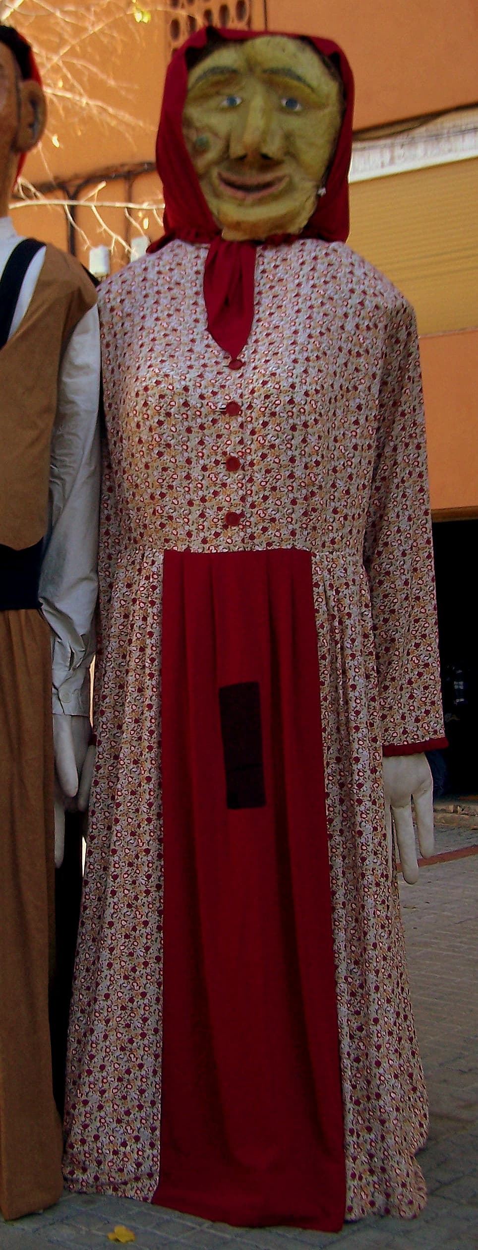Gegant Laieta de la colla Gegants i Gralles de la Concòrdia